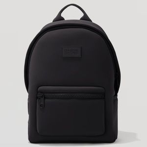 Like New Dagne Dover Dakota backpack medium, black